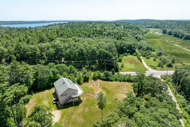 $599,000 | 1 Echo Lake Road, Boothbay Harbor, ME 04538