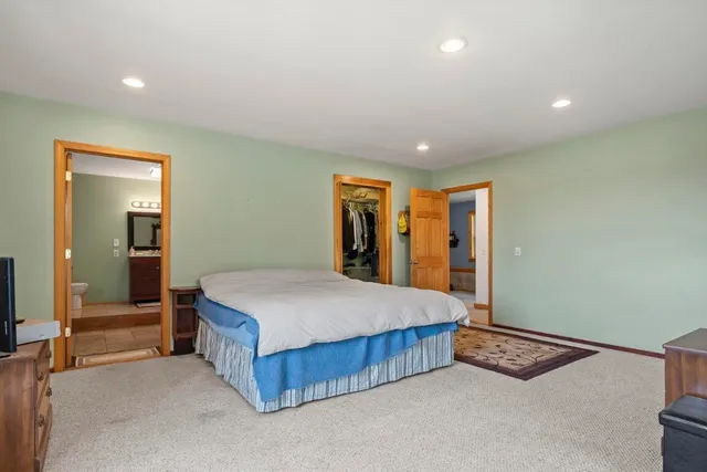 $599,000 | 1 Echo Lake Road, Boothbay Harbor, ME 04538