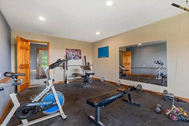 $599,000 | 1 Echo Lake Road, Boothbay Harbor, ME 04538