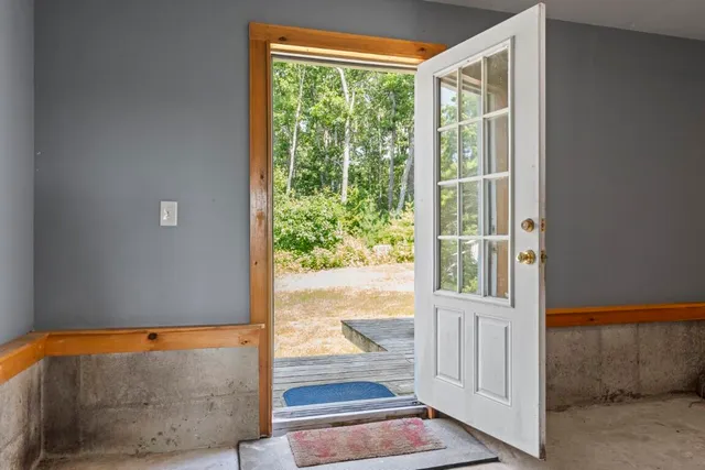 $599,000 | 1 Echo Lake Road, Boothbay Harbor, ME 04538