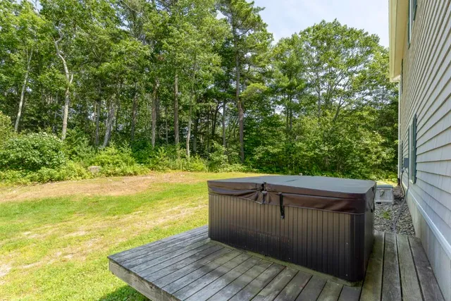 $599,000 | 1 Echo Lake Road, Boothbay Harbor, ME 04538