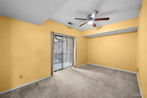 $325,000 | 250 South Brentwood Boulevard, Unit 1F, Clayton, MO 63105