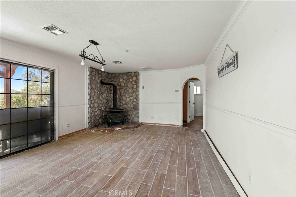 34754 Ellenan Avenue Acton, CA 93510 - Photo 13 of 54