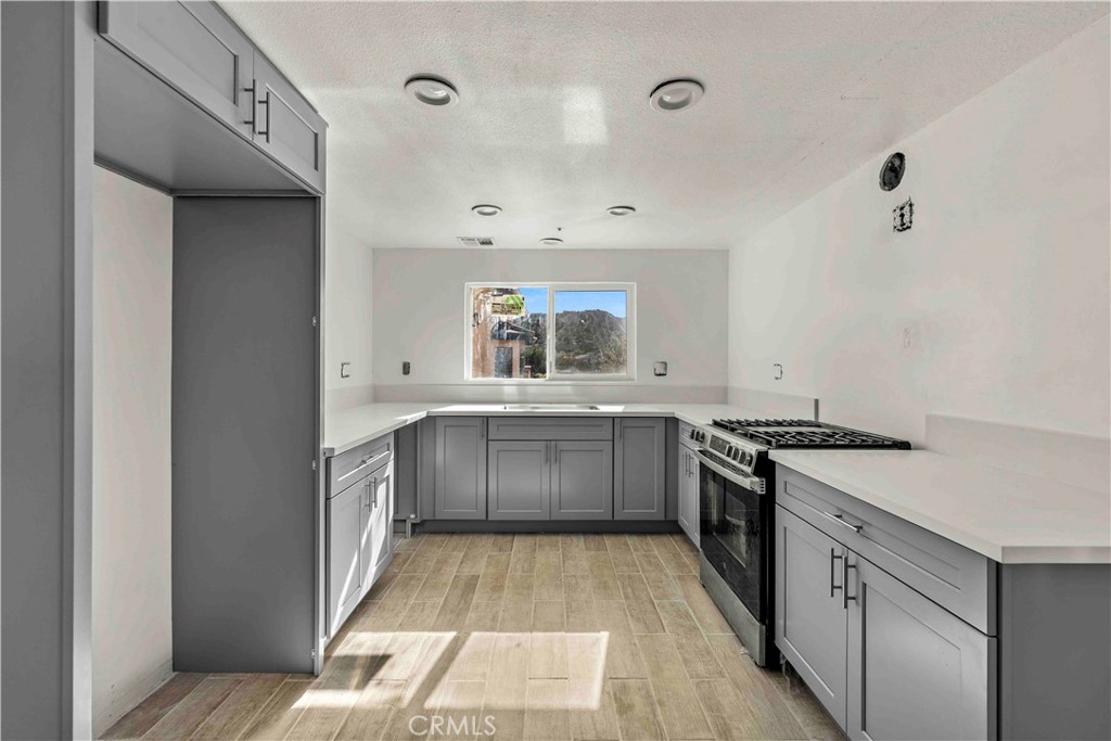 34754 Ellenan Avenue Acton, CA 93510 - Photo 10 of 54