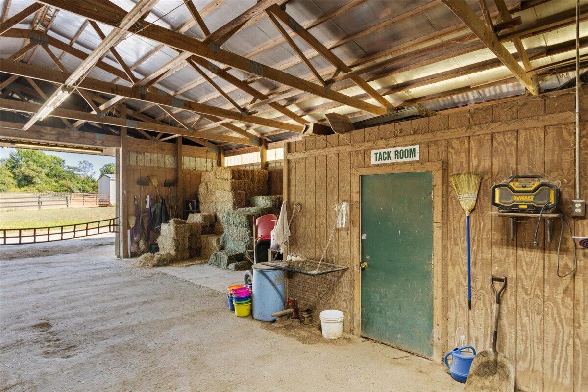 7233 National Road Southeast Jacksontown, OH 43030 - Photo 13 of 88 150-7233-7235 National Rd SE-141