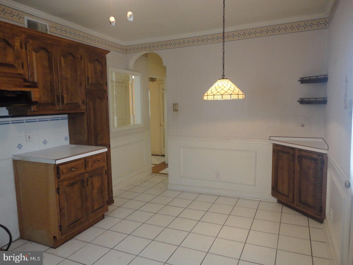 413 Rively Avenue Aldan, PA 19018 - Photo 11 of 25 Gallery Image 11