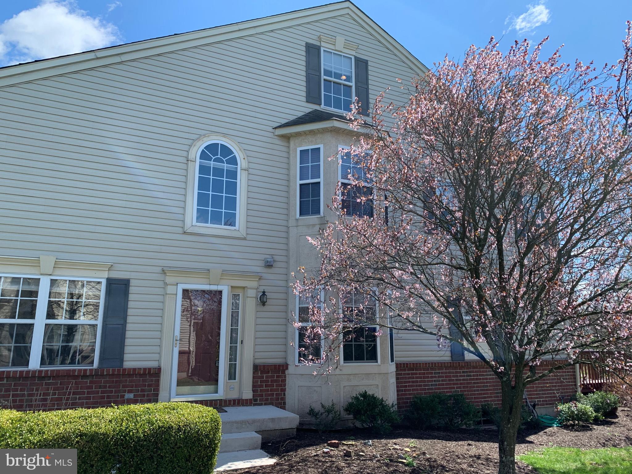 306 Manor Road Harleysville, PA 19438 - Photo 2 of 29 Exterior side
