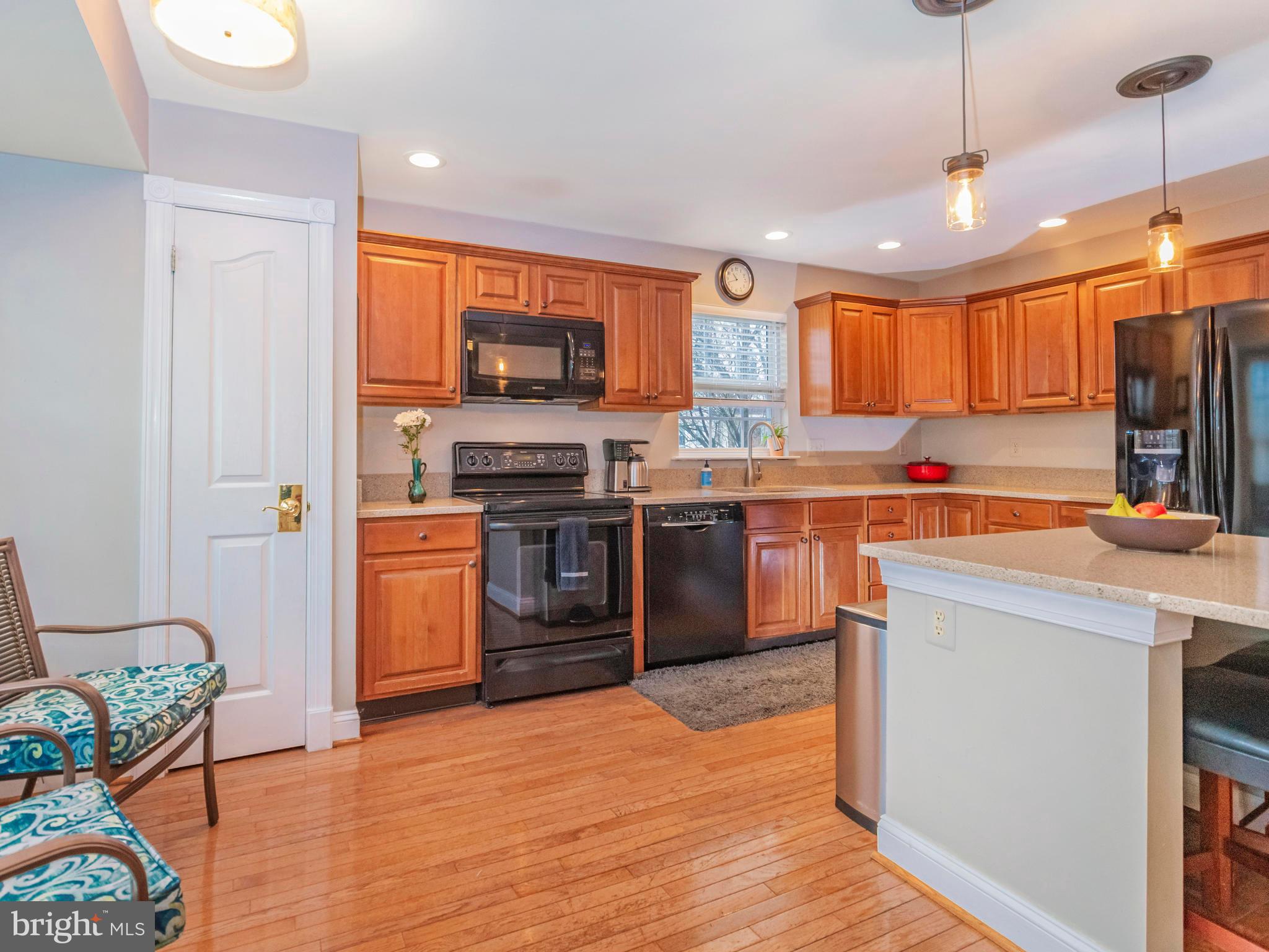 306 Manor Road Harleysville, PA 19438 - Photo 11 of 29 Kitchen