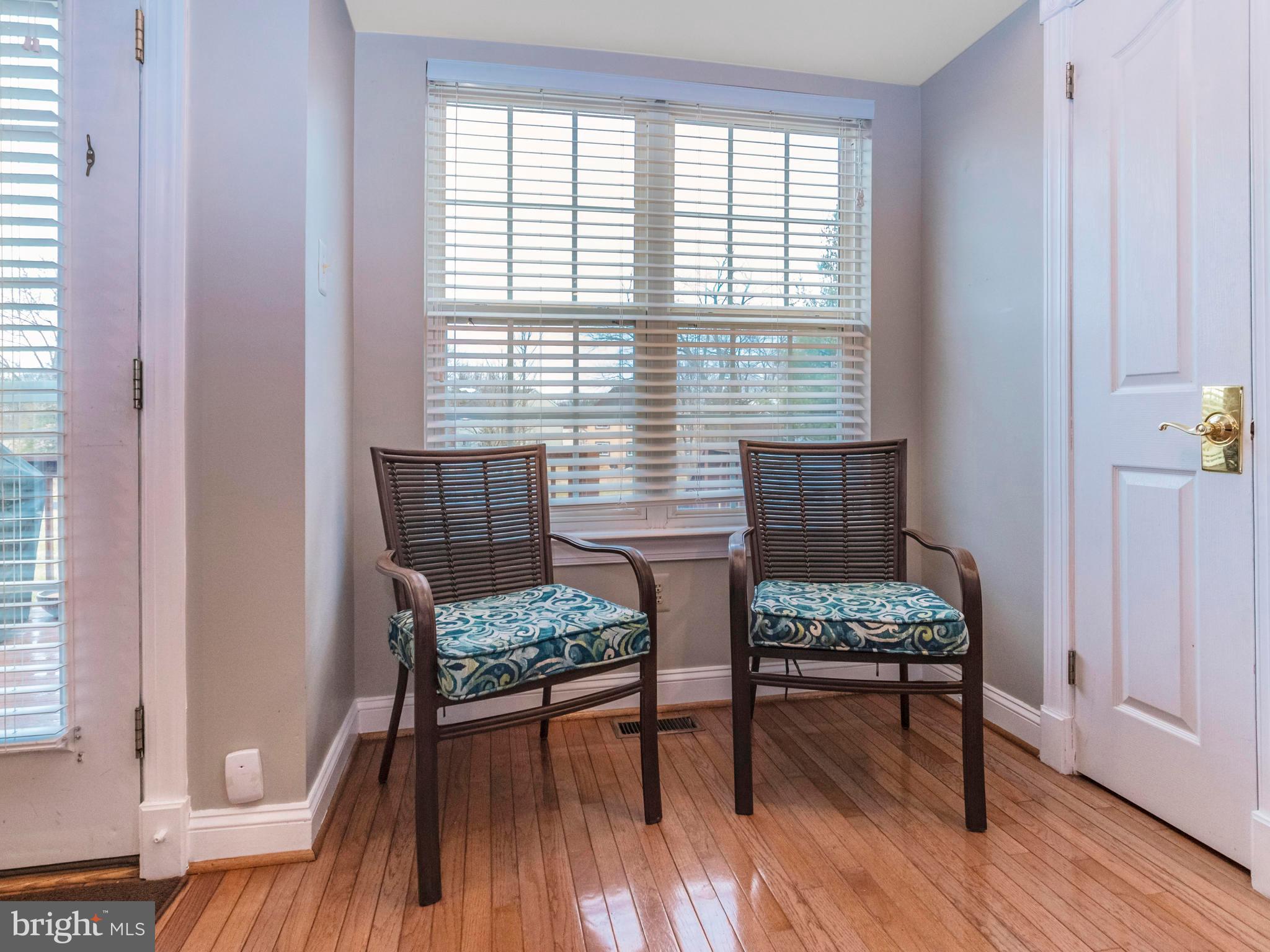 306 Manor Road Harleysville, PA 19438 - Photo 13 of 29 Breakfast area