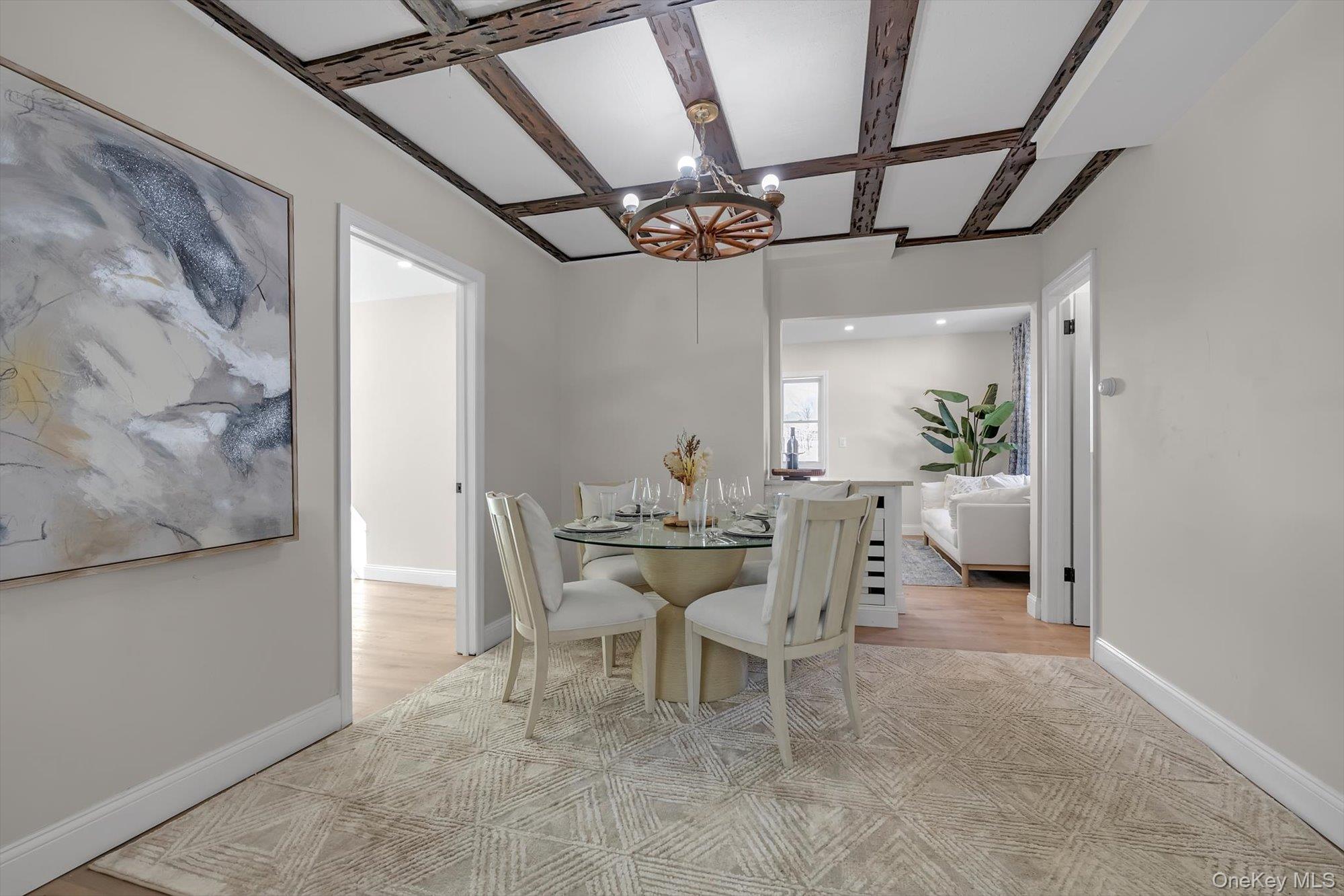 31 Walters Avenue Syosset, NY 11791 - Photo 6 of 29