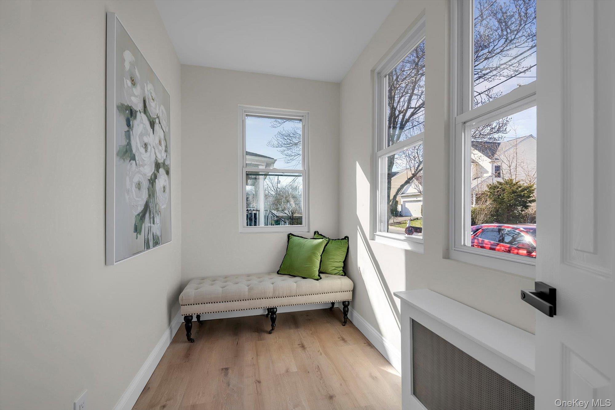 31 Walters Avenue Syosset, NY 11791 - Photo 10 of 29