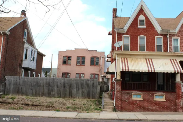 $224,900 | 557 Lincoln Avenue, Pottstown, PA 19464