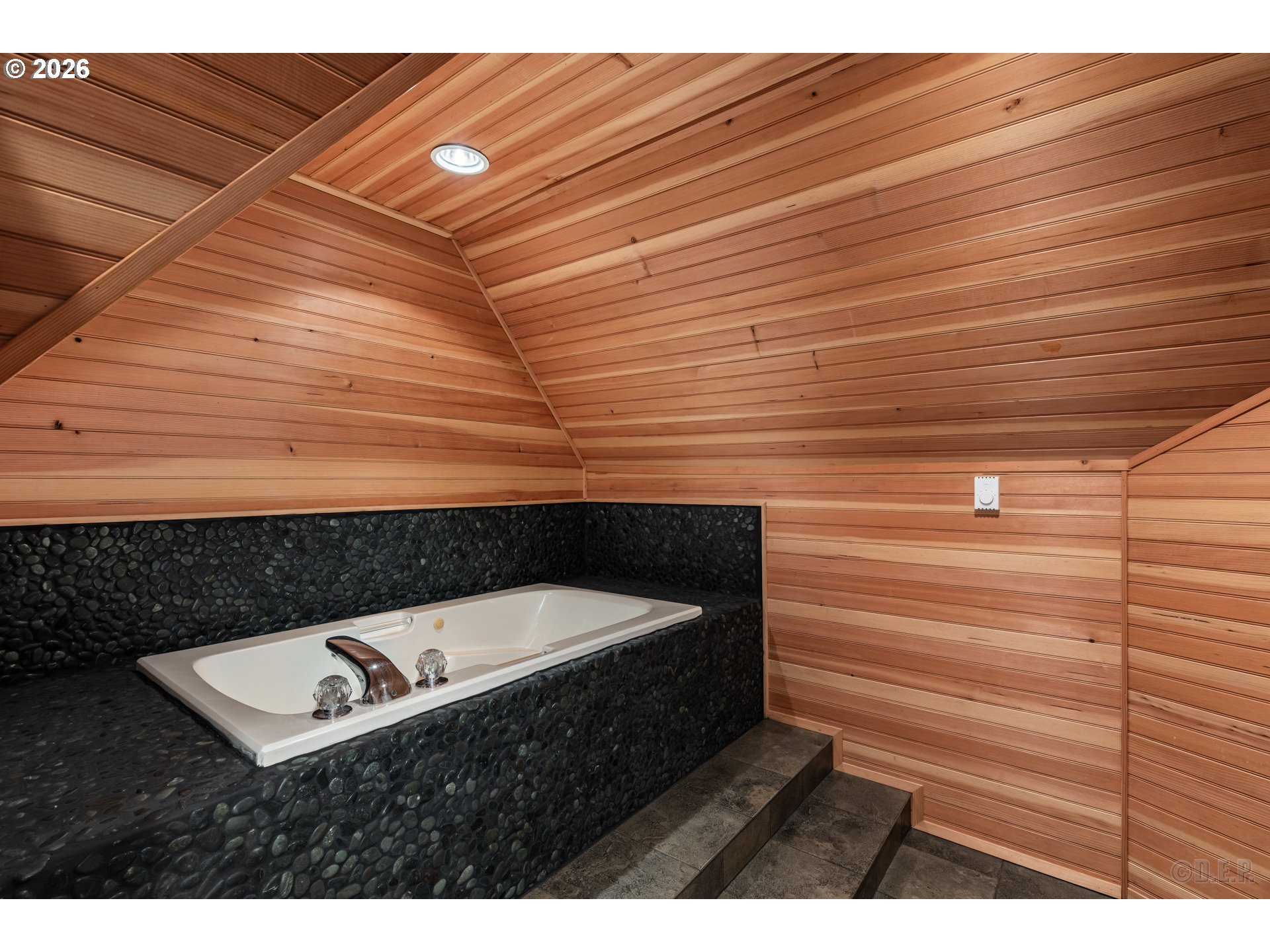 58871 Saulser Road St. Helens, OR 97051 - Photo 23 of 47 Bathroom