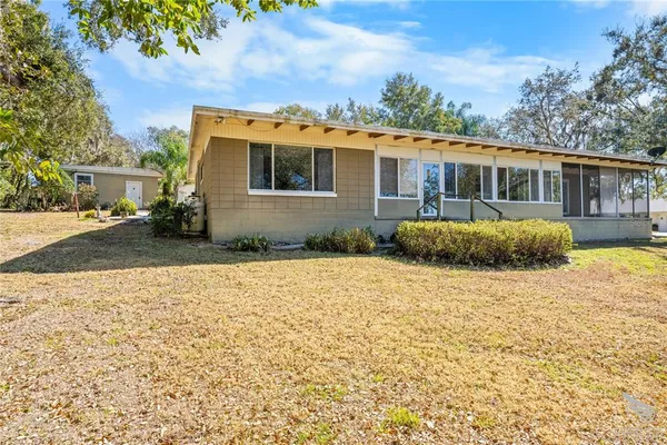 $625,000 | 2435 Broadvue Avenue, Eustis, FL 32726