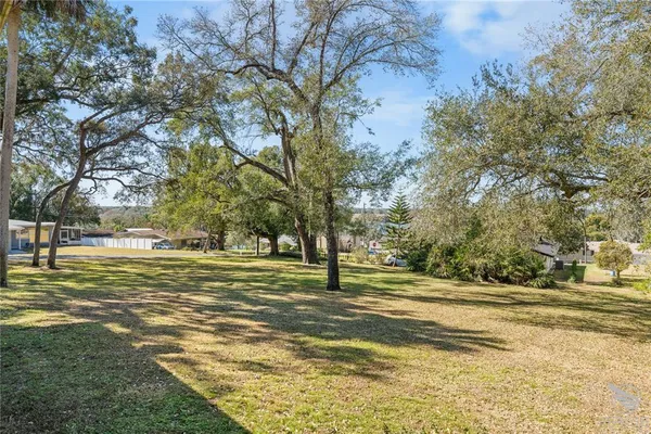 $625,000 | 2435 Broadvue Avenue, Eustis, FL 32726