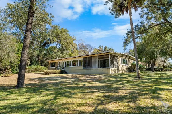 $625,000 | 2435 Broadvue Avenue, Eustis, FL 32726