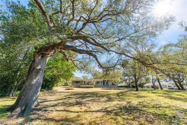 $625,000 | 2435 Broadvue Avenue, Eustis, FL 32726