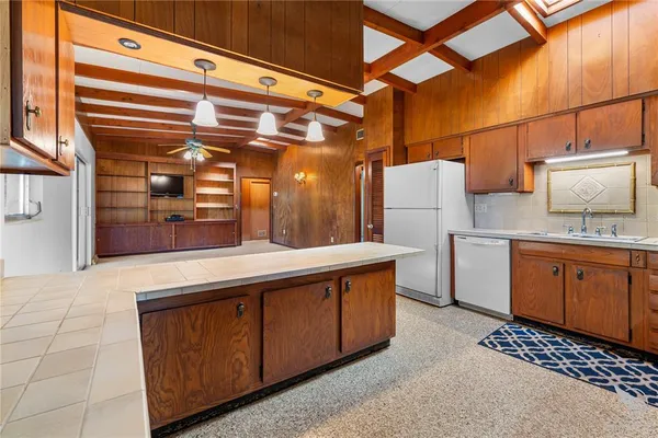 $625,000 | 2435 Broadvue Avenue, Eustis, FL 32726