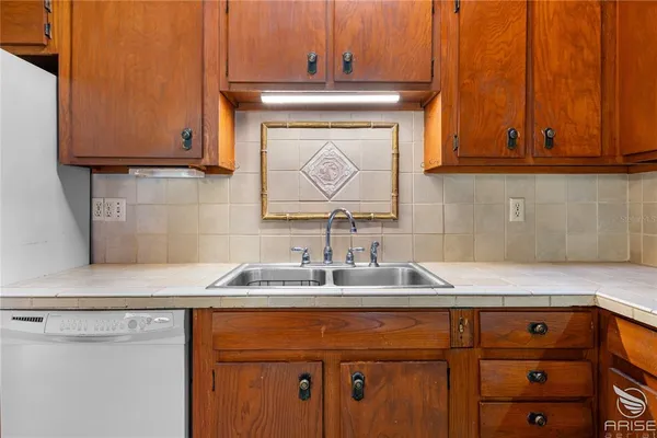 $625,000 | 2435 Broadvue Avenue, Eustis, FL 32726