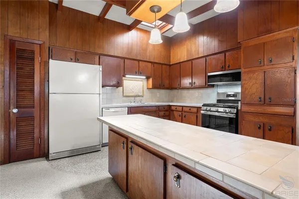 $625,000 | 2435 Broadvue Avenue, Eustis, FL 32726