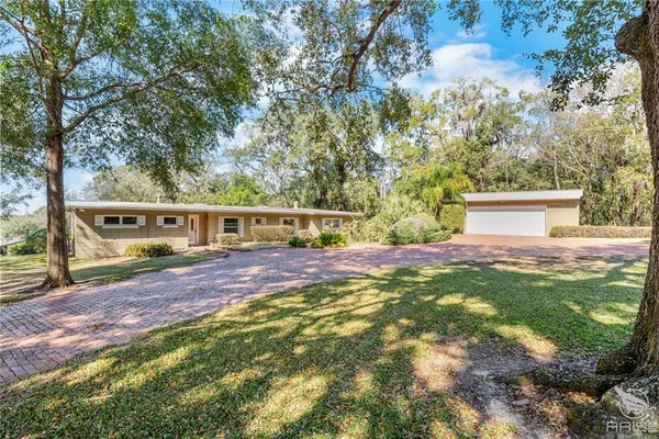 $625,000 | 2435 Broadvue Avenue, Eustis, FL 32726