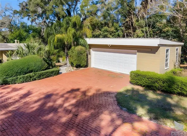 $625,000 | 2435 Broadvue Avenue, Eustis, FL 32726