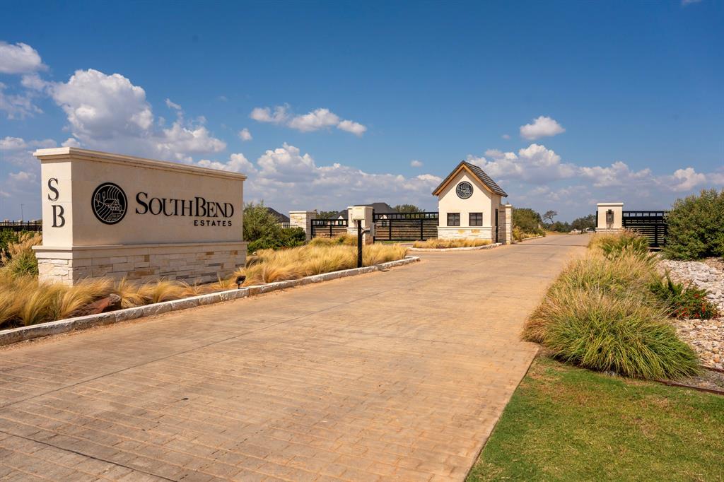 2001 Southern Rise Court Granbury, TX 76049 - Photo 20 of 26 Gallery Image 20