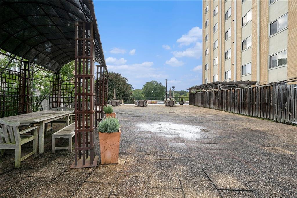 2285 Peachtree Street Northeast, Unit 606 Atlanta, GA 30309 - Photo 19 of 23