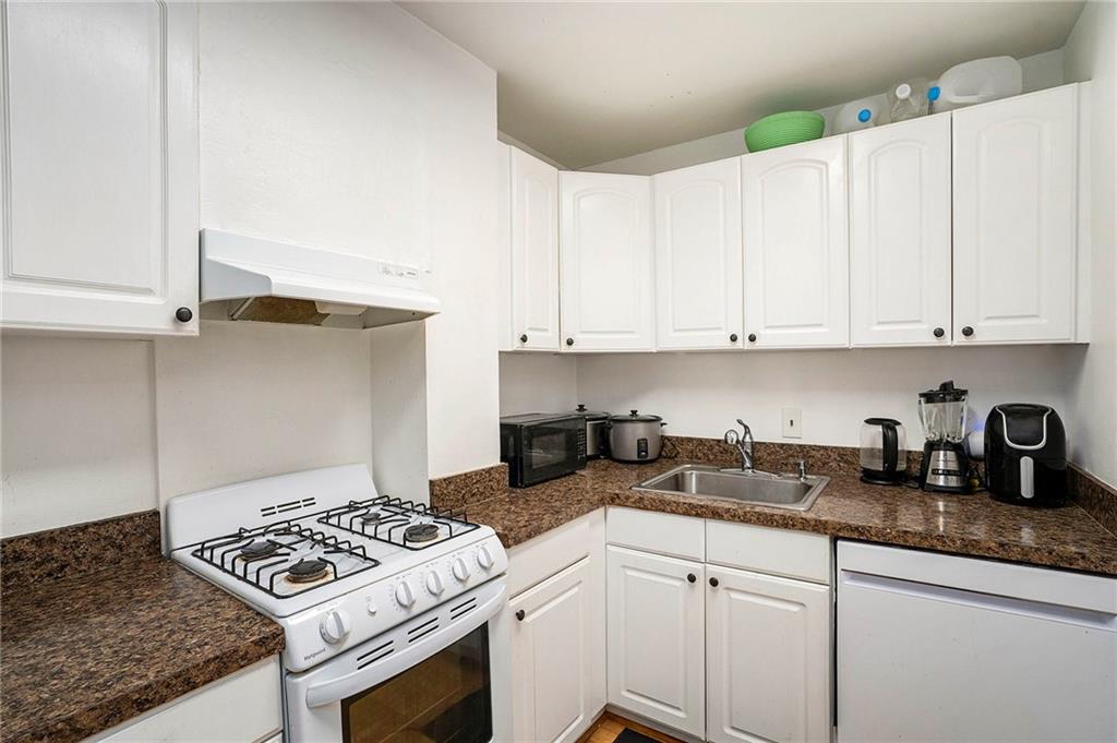 2285 Peachtree Street Northeast, Unit 606 Atlanta, GA 30309 - Photo 3 of 23