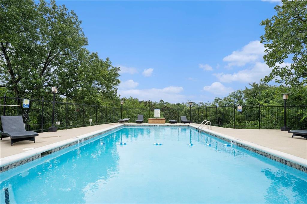 2285 Peachtree Street Northeast, Unit 606 Atlanta, GA 30309 - Photo 5 of 23