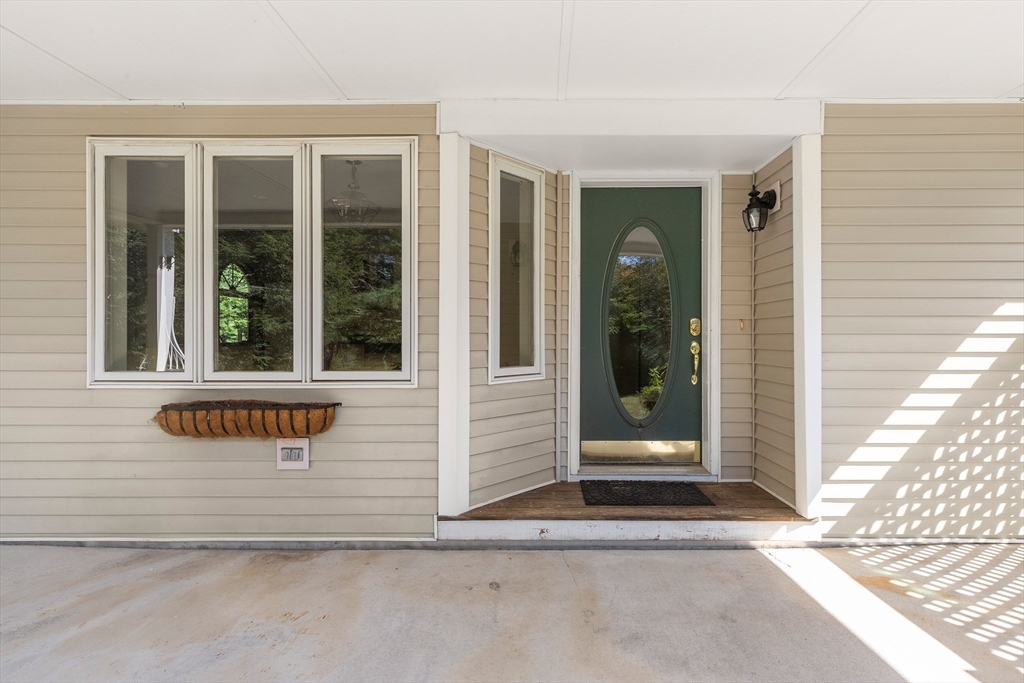 148 R Elm Street Newbury, MA 01922 - Photo 4 of 41 Gallery Image 4