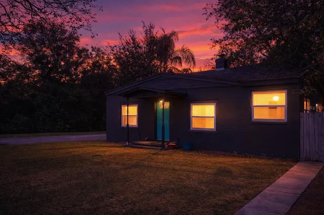 $1,850 | 707 West Belmar Street, Lakeland, FL 33803