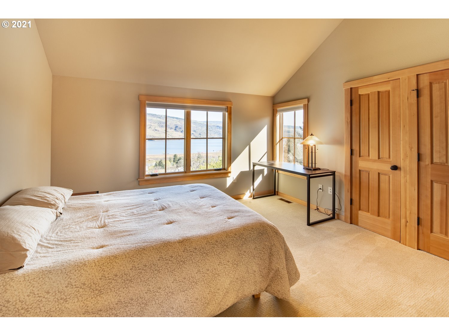 1055 Tanawashee Court Mosier, OR 97040 - Photo 21 of 26