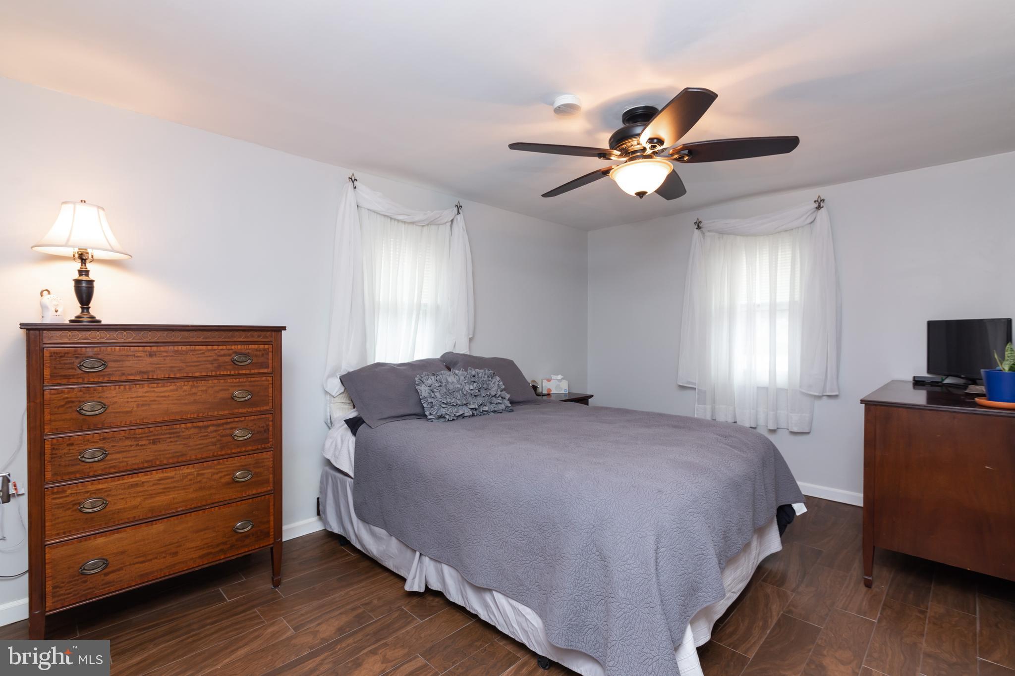 468 Story Road Aston, PA 19014 - Photo 13 of 40 1st Floor Bedroom - Master