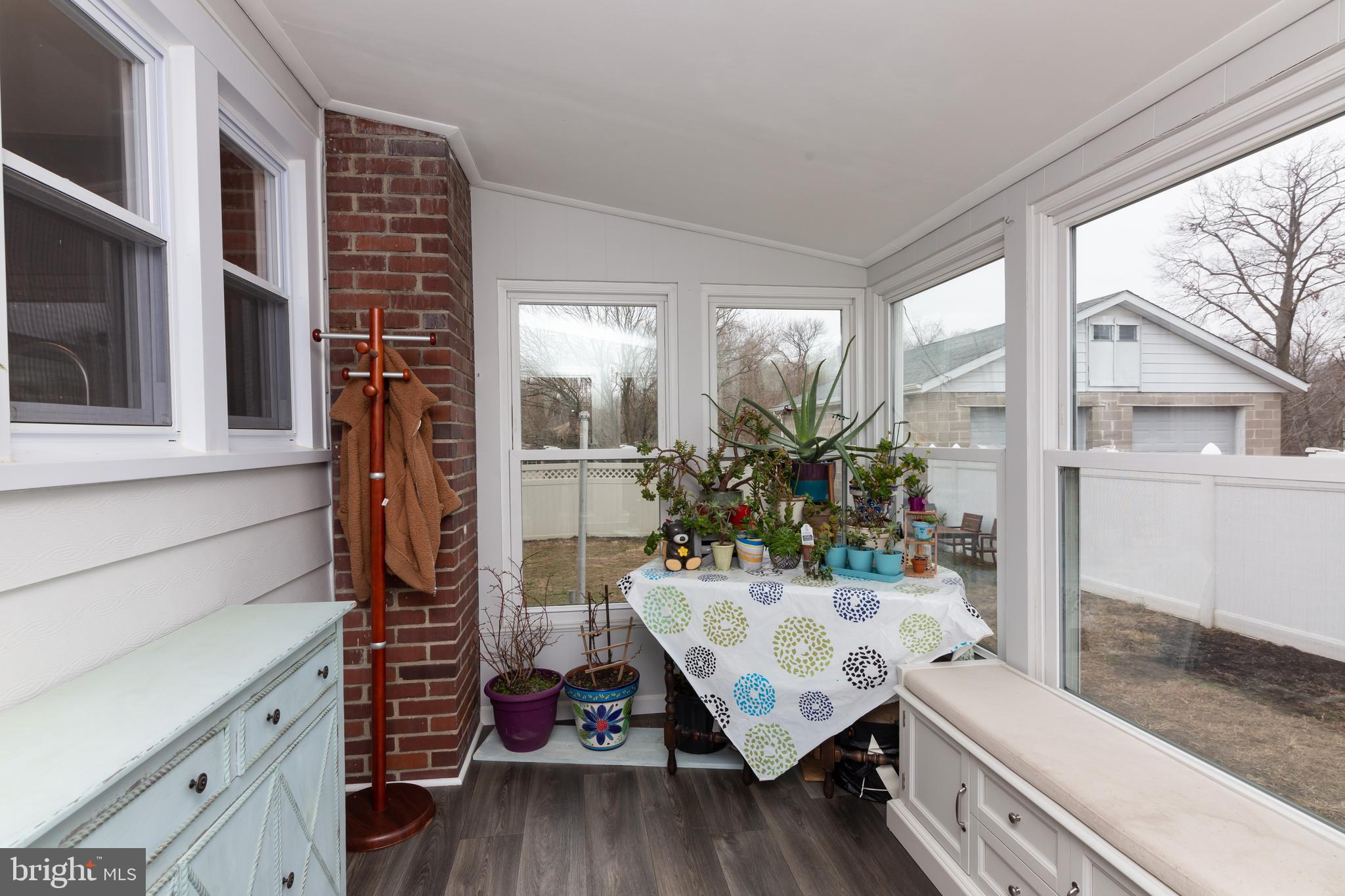 468 Story Road Aston, PA 19014 - Photo 19 of 40 Mudroom with rear yard access/garage