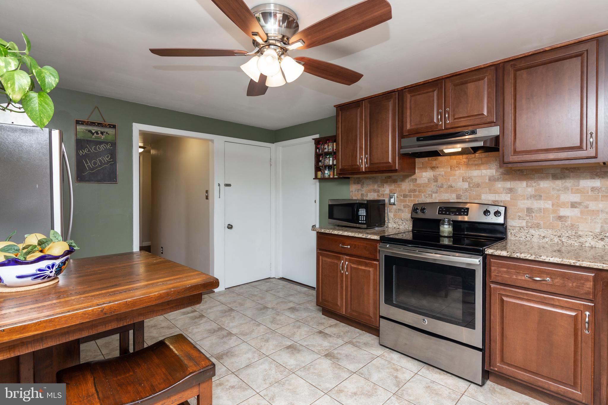 468 Story Road Aston, PA 19014 - Photo 8 of 40 Gallery Image 8