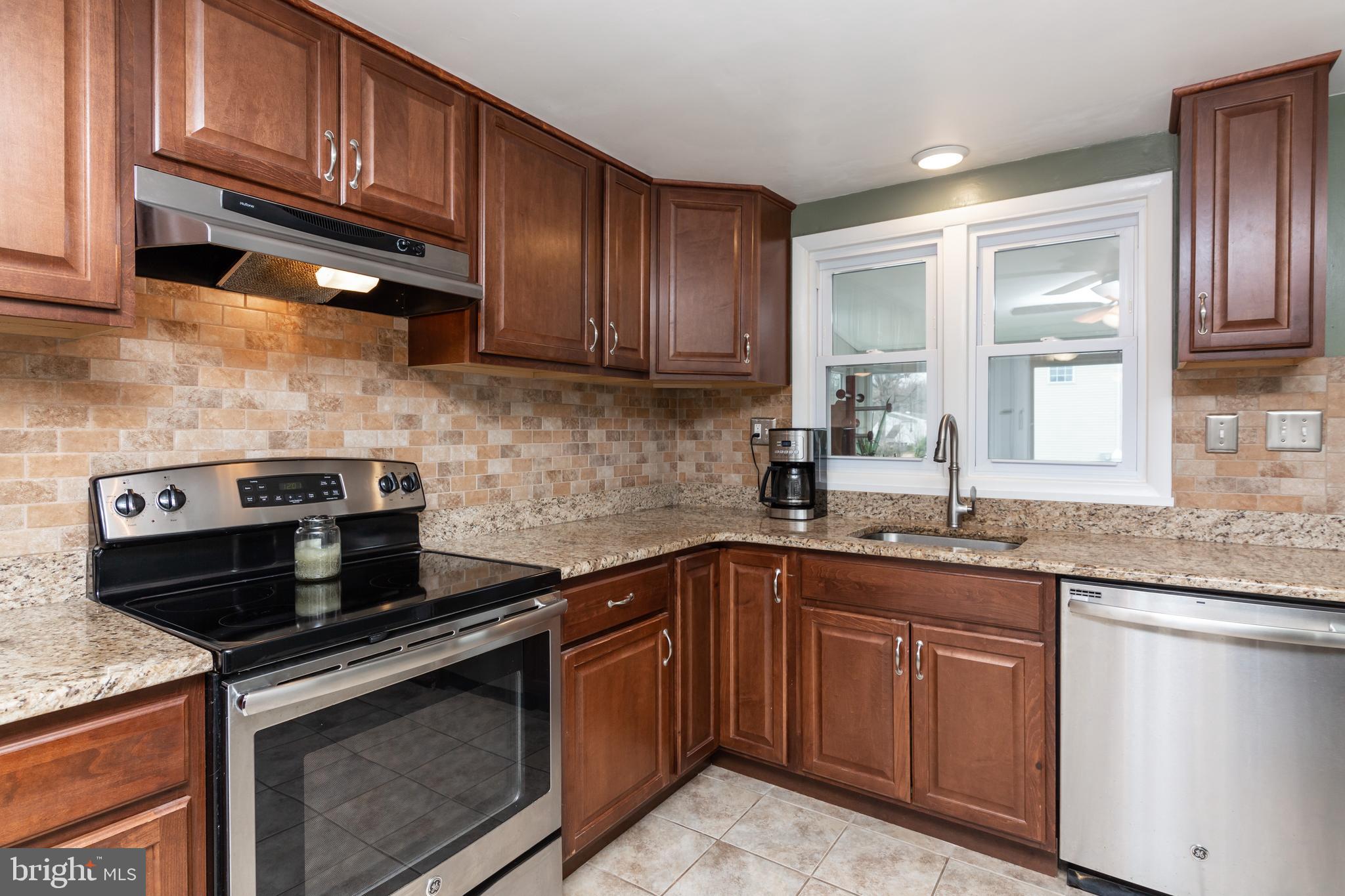 468 Story Road Aston, PA 19014 - Photo 9 of 40 Gallery Image 9
