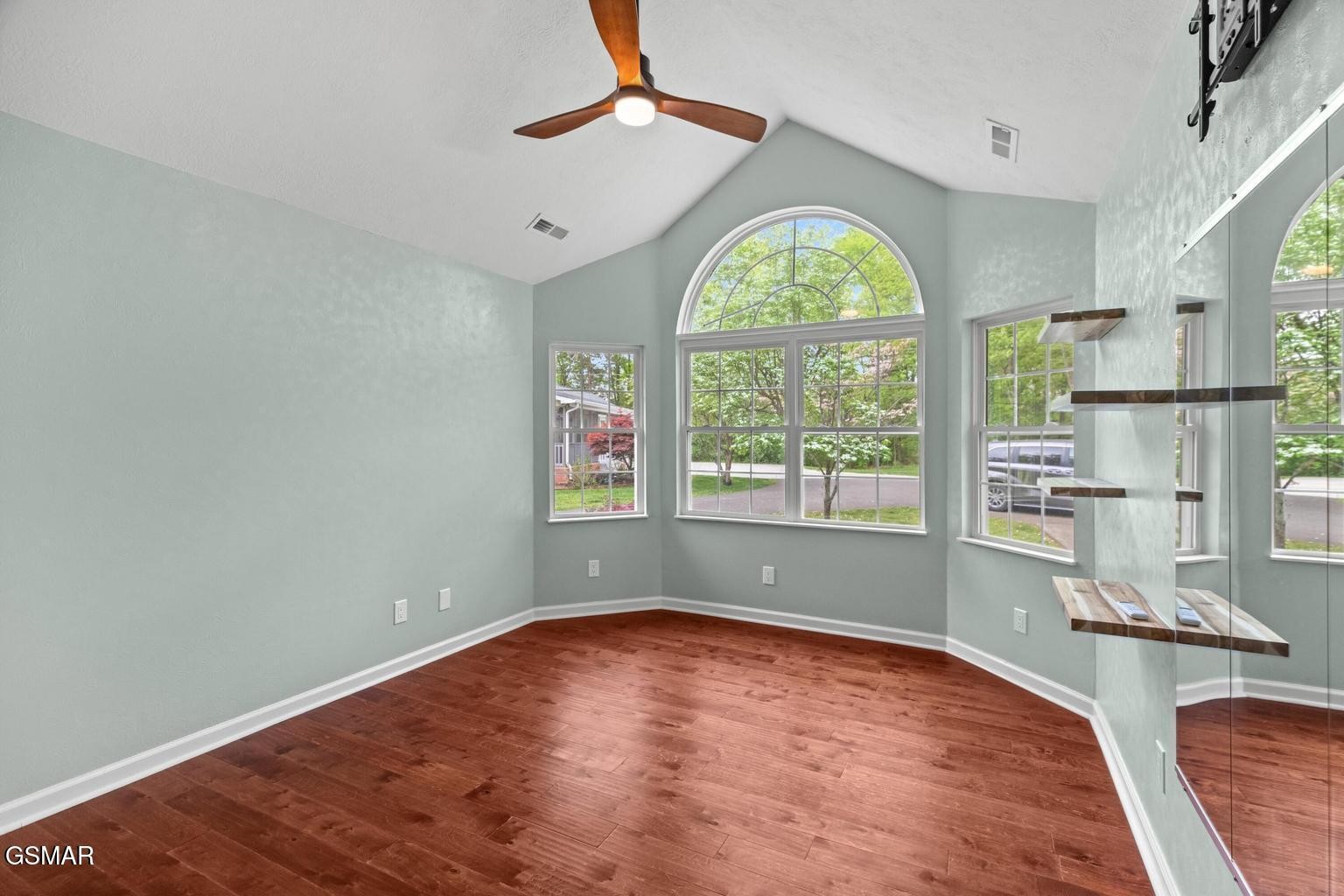2180 Ranch Road Dandridge, TN 37725 - Photo 30 of 96 Gallery Image 30