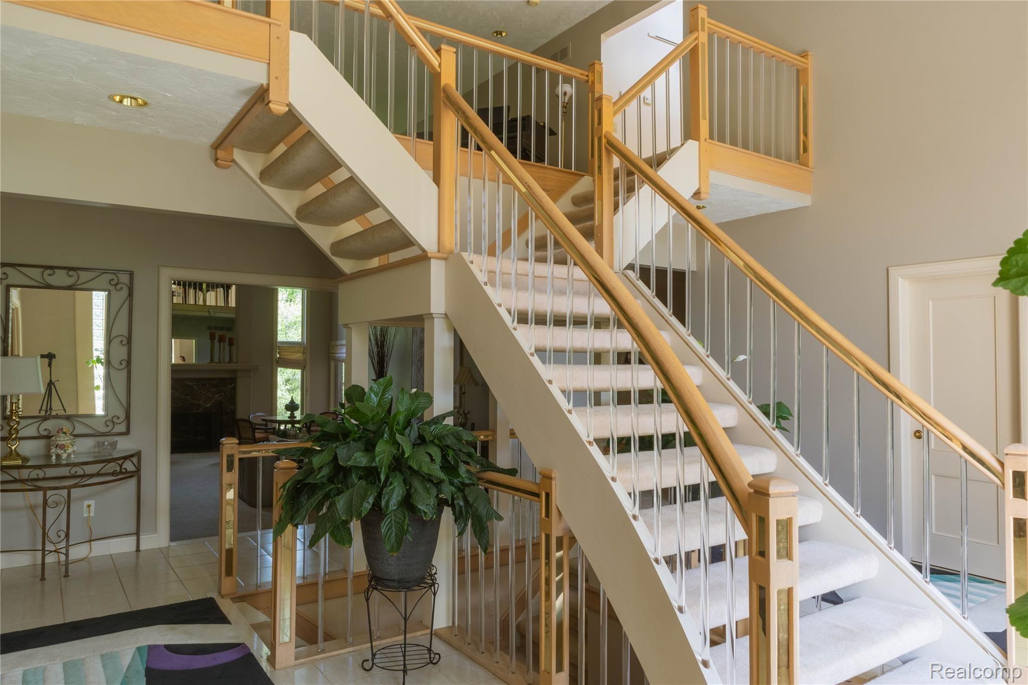 1651 Washington Road Rochester, MI 48306 - Photo 13 of 60 14.jpg
