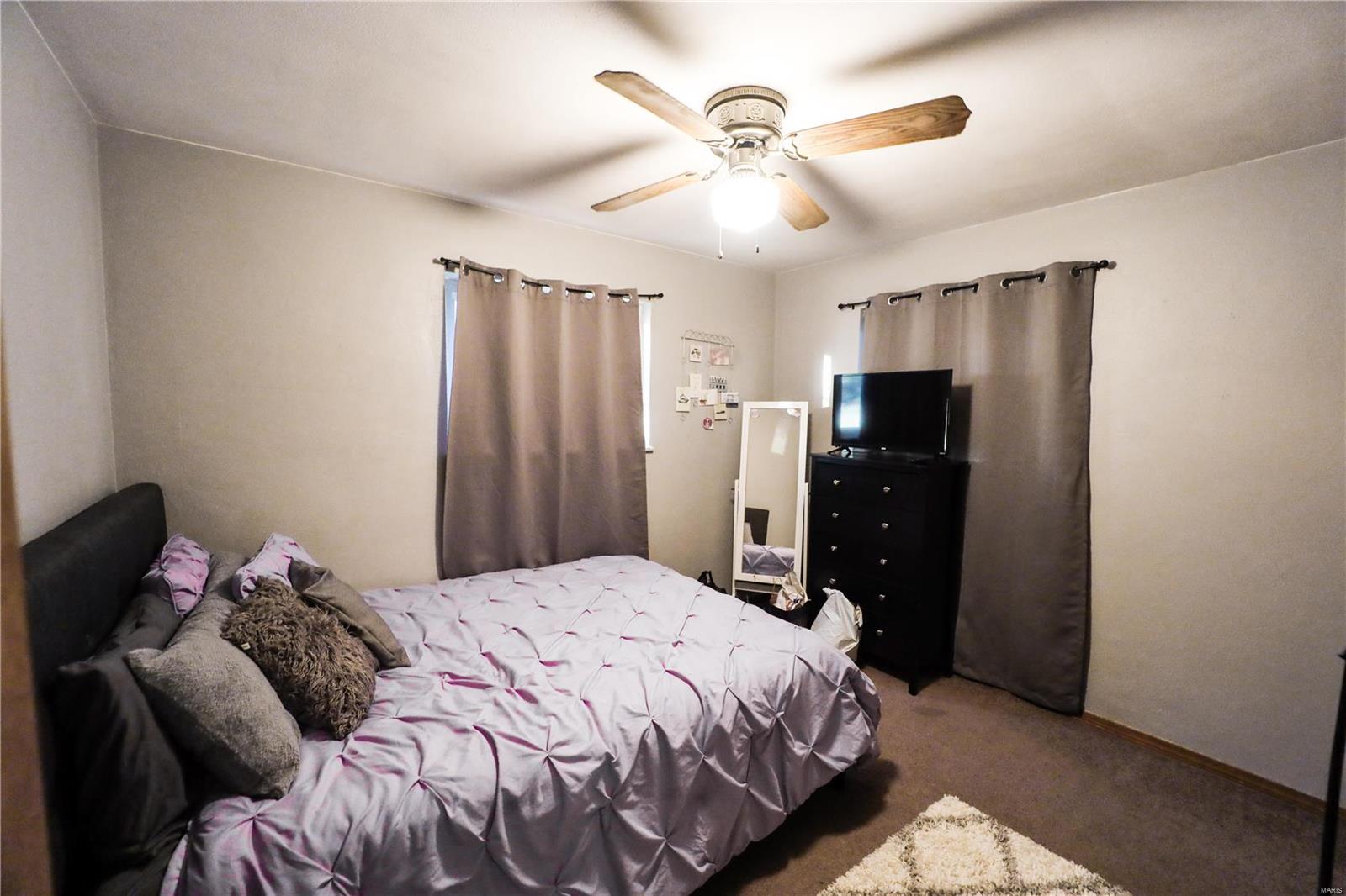 9333 Bunkum Road Fairview Heights, IL 62208 - Photo 5 of 10 Gallery Image 5