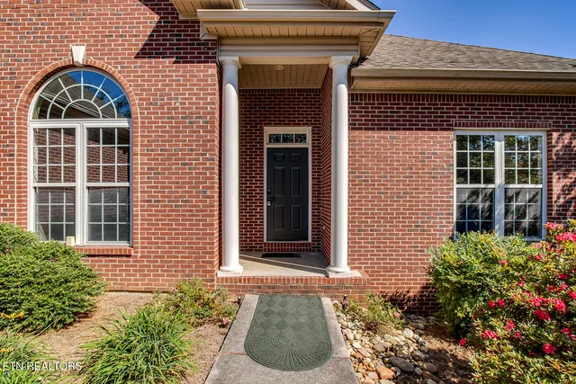 $599,000 | 143 Chahyga Way, Loudon, TN 37774