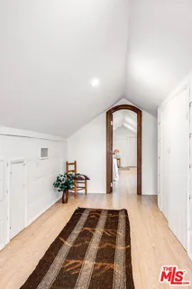$1,629,000 | 4740 Denny Avenue, Toluca Lake, CA 91602