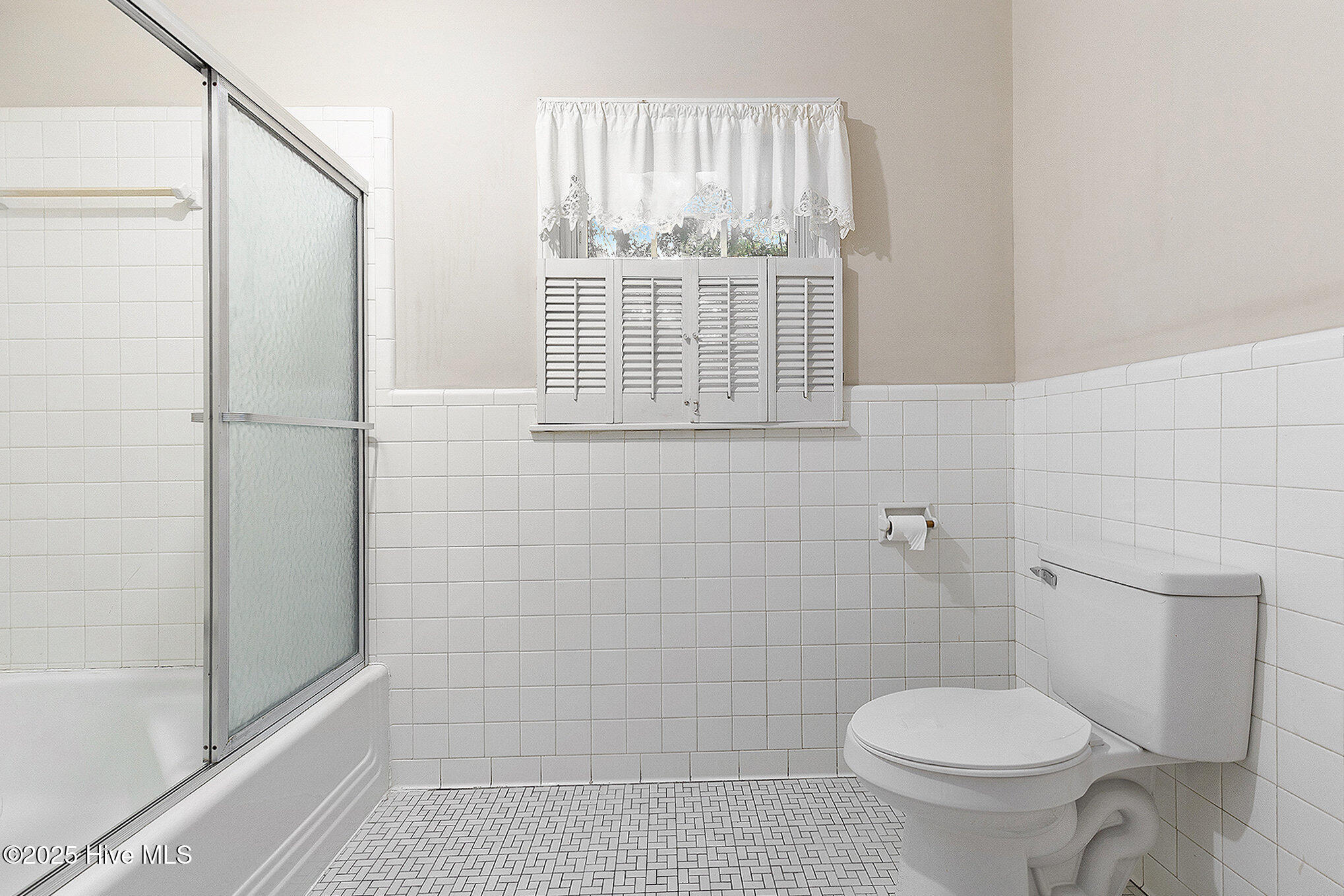 211 Pireway Road Tabor City, NC 28463 - Photo 26 of 46 Bathroom 2