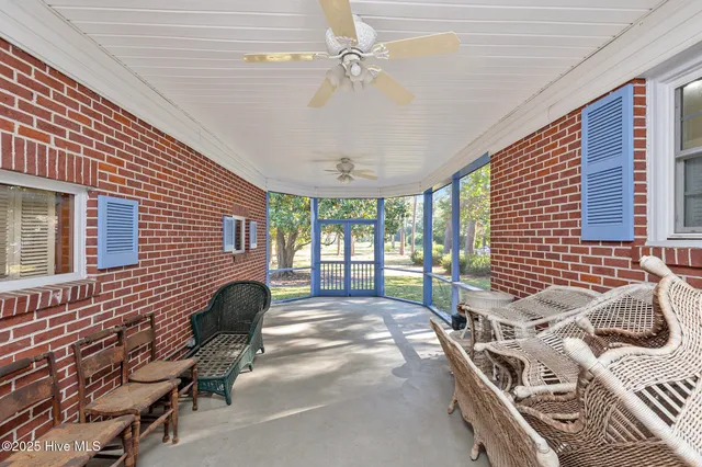 $390,000 | 211 Pireway Road, Tabor City, NC 28463