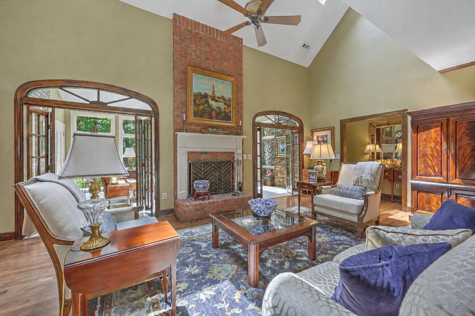 2328 Portside Way Charleston, SC 29407 - Photo 13 of 58 Living Room