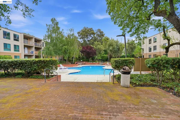 $198,000 | 490 North Civic Drive, Unit 305, Walnut Creek, CA 94596