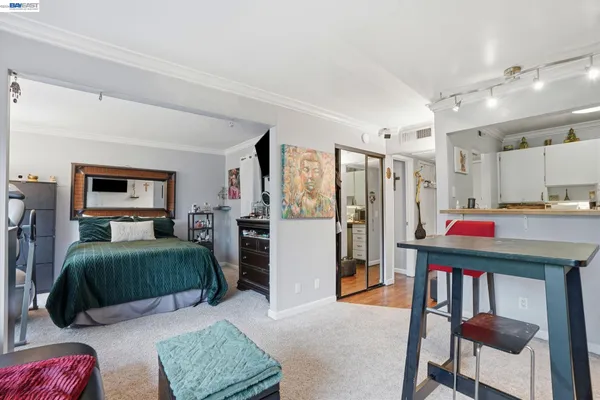$198,000 | 490 North Civic Drive, Unit 305, Walnut Creek, CA 94596