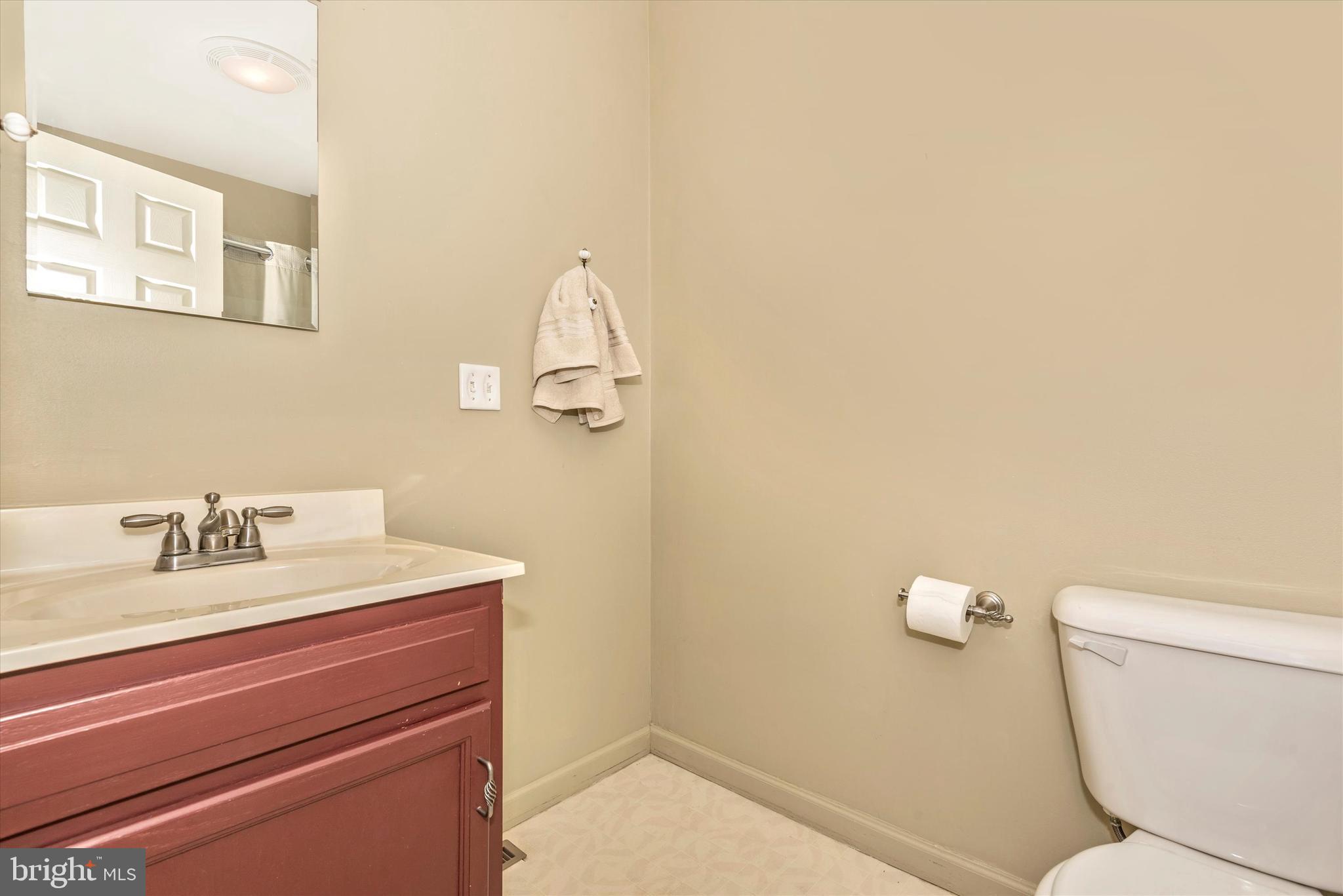 11728 Beaver Dam Road Union Bridge, MD 21791 - Photo 24 of 49 Main Level Full Bath