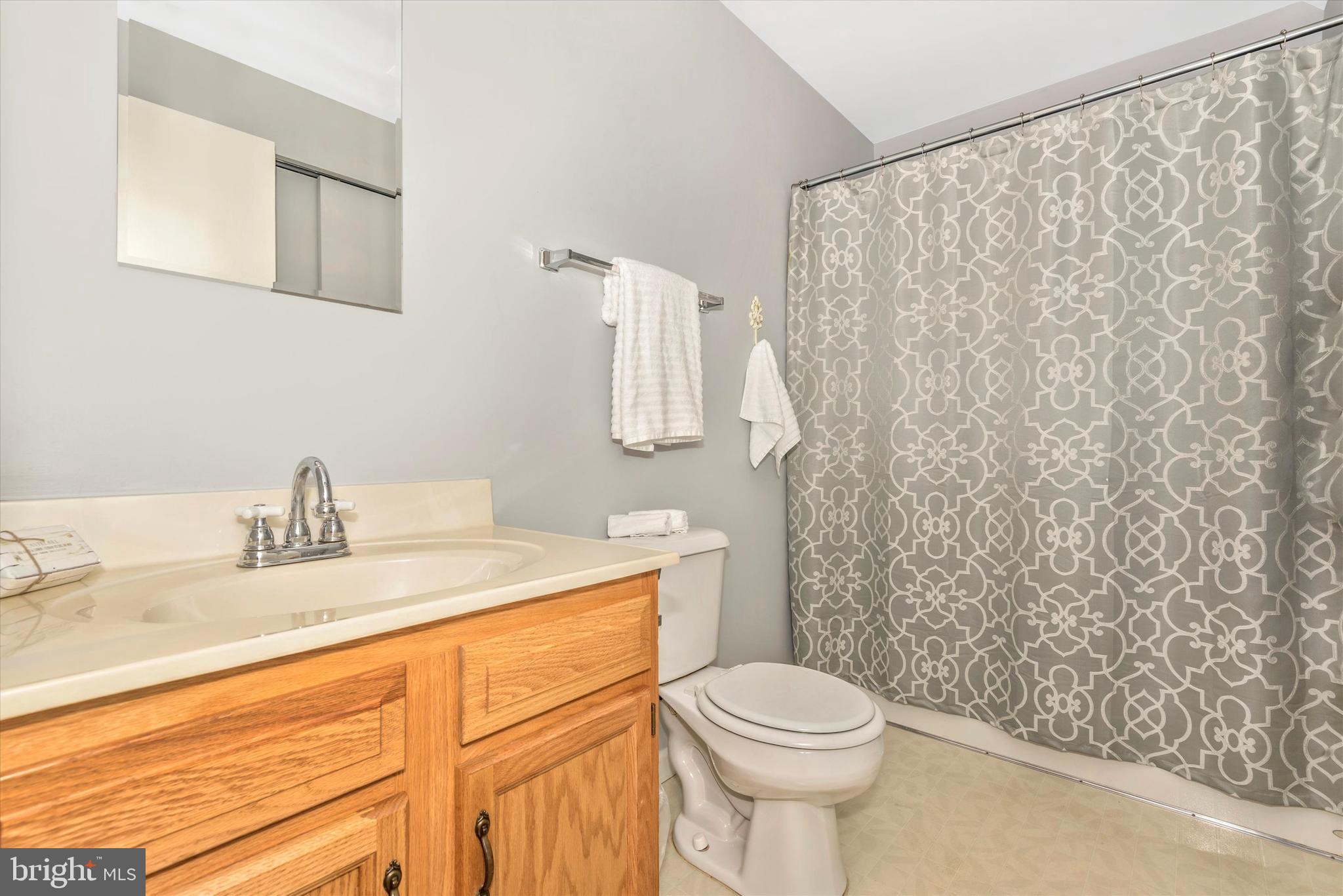 11728 Beaver Dam Road Union Bridge, MD 21791 - Photo 31 of 49 Full Upper Level Hall Bath