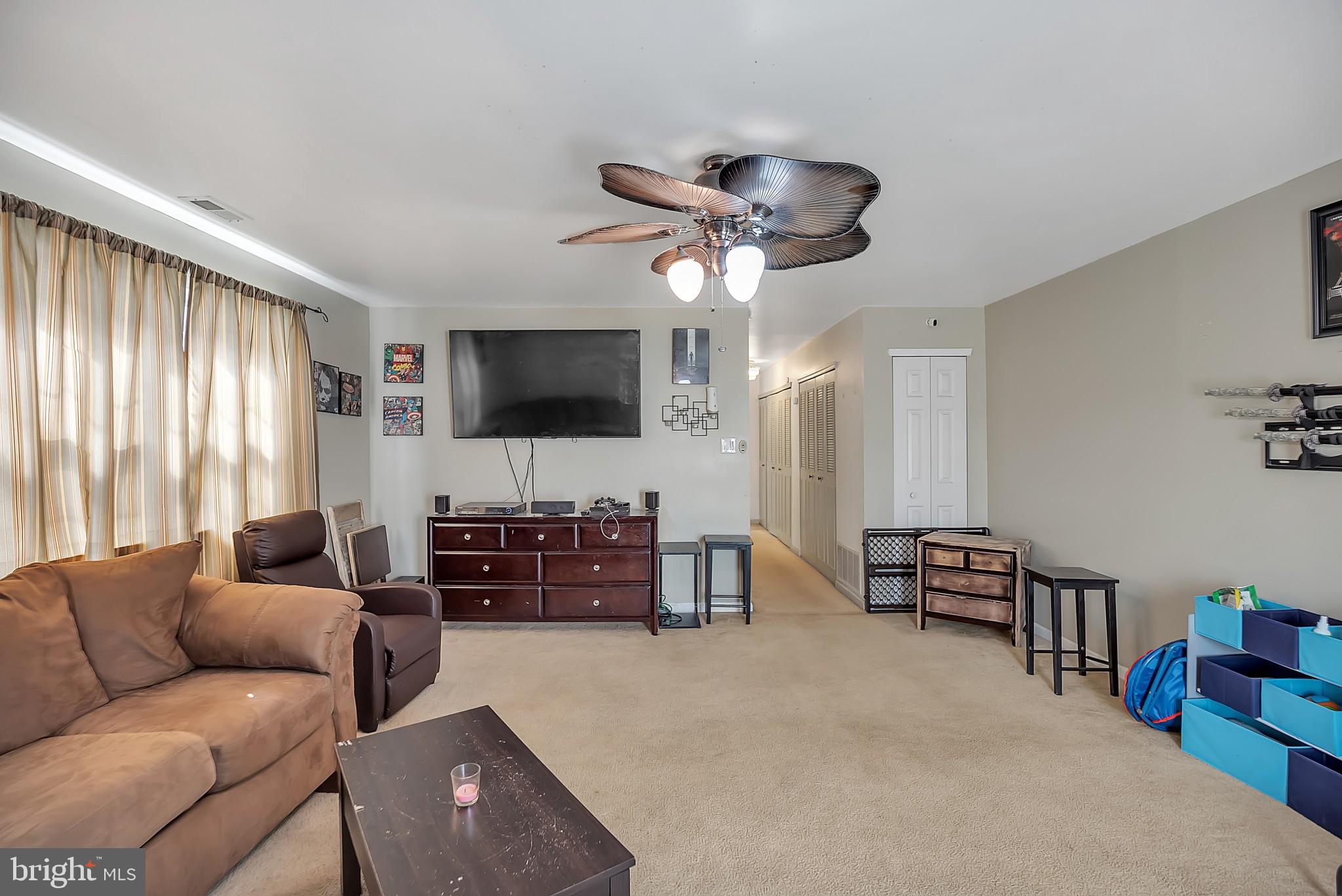 1731 Ripley Street Philadelphia, PA 19111 - Photo 17 of 19 Gallery Image 17